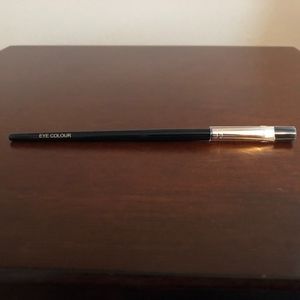 LAURA MERCIER Eye Colour Brush (Long)